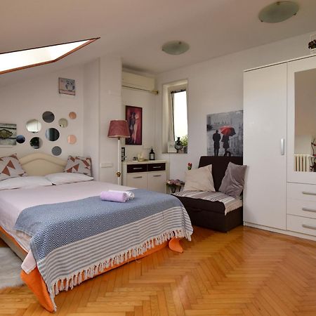 Apartment Zira Нови-Сад Экстерьер фото